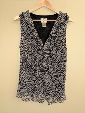 Vintage Ice Sleeveless Button Ruffle Top Sz 1X 100% Silk Black Grey Chic Flowy
